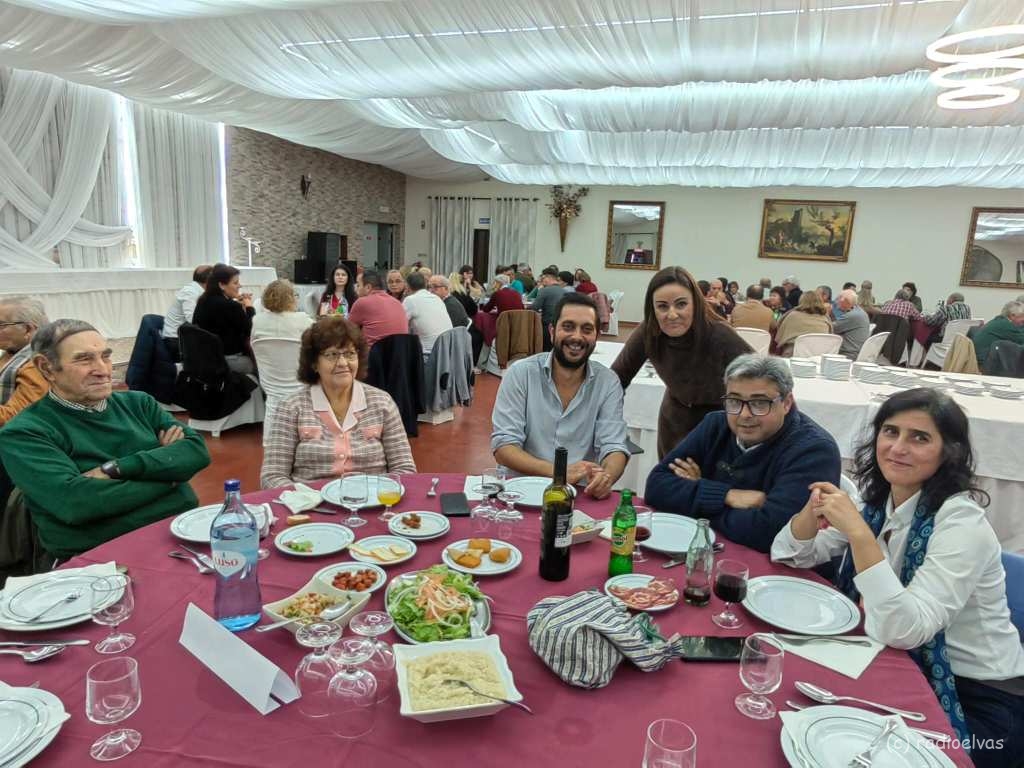 Festa de Natal de São Brás e São Lourenço reúne população em almoço